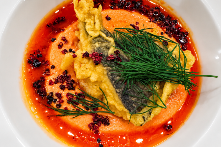 Karpfenfilet mit Paprika und Quinoa